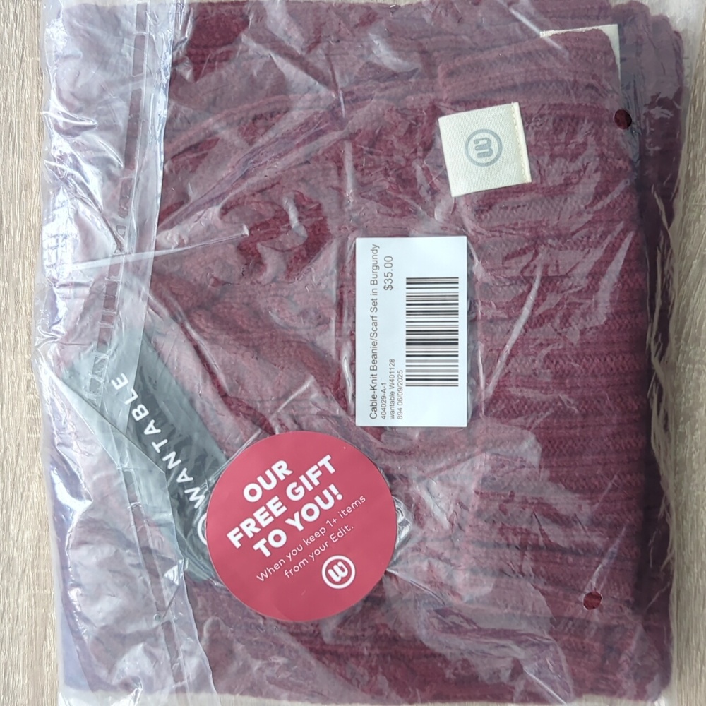 Wantable Burgundy Cable-Knit Beanie/Scarf